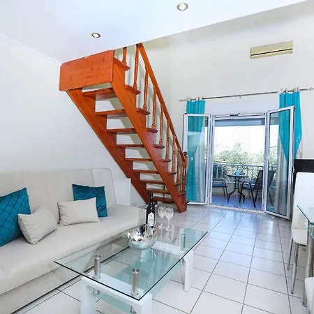 Tranquil Corfu Daire Kontokali